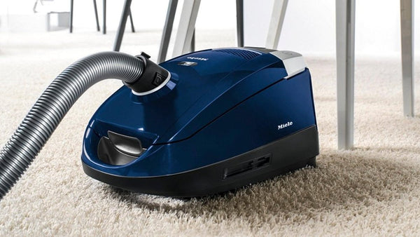 miele compact c2 electro  vacuum in marine blue